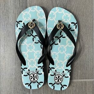 Tory Burch Blue Pattern Flip Flops size 7